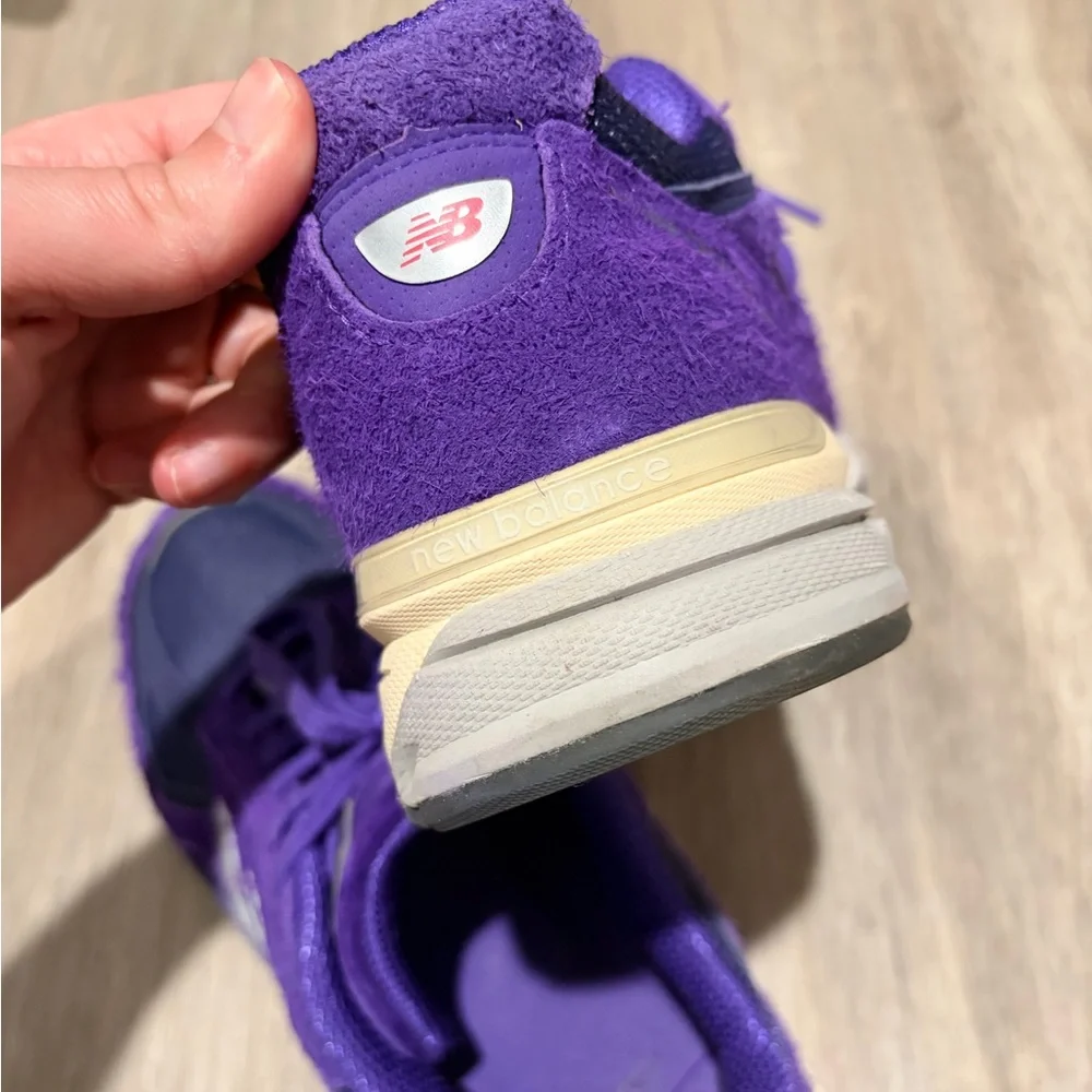 New Balance Men’s 990v4 Purple - Picture 11 of 12